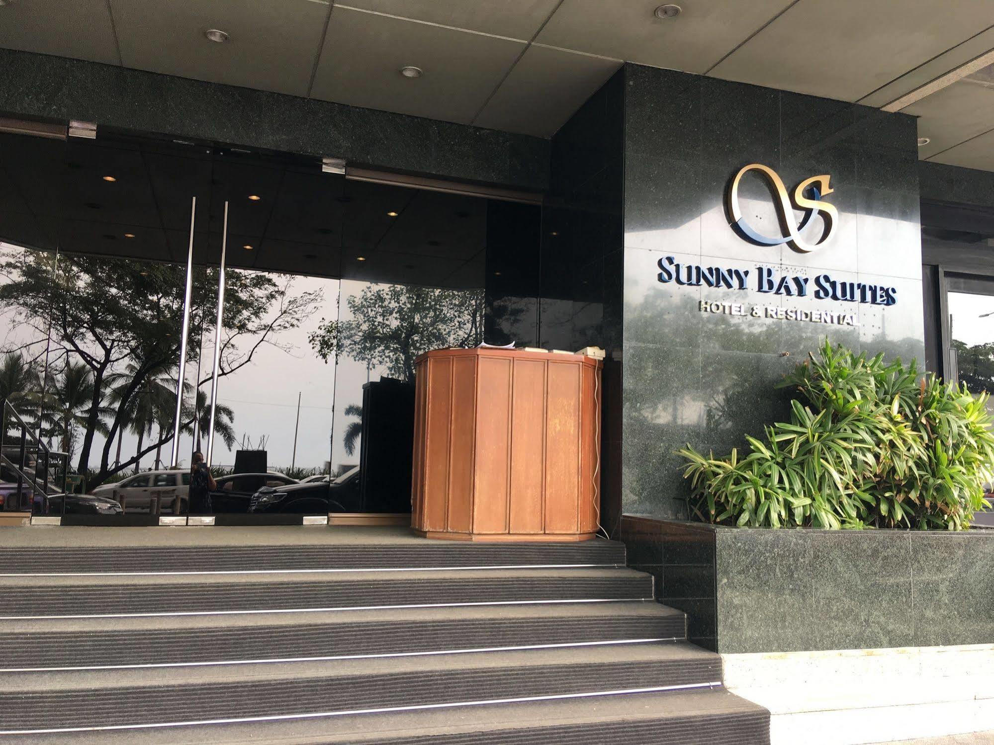 Sunny Bay Suites Manila Bagian luar foto